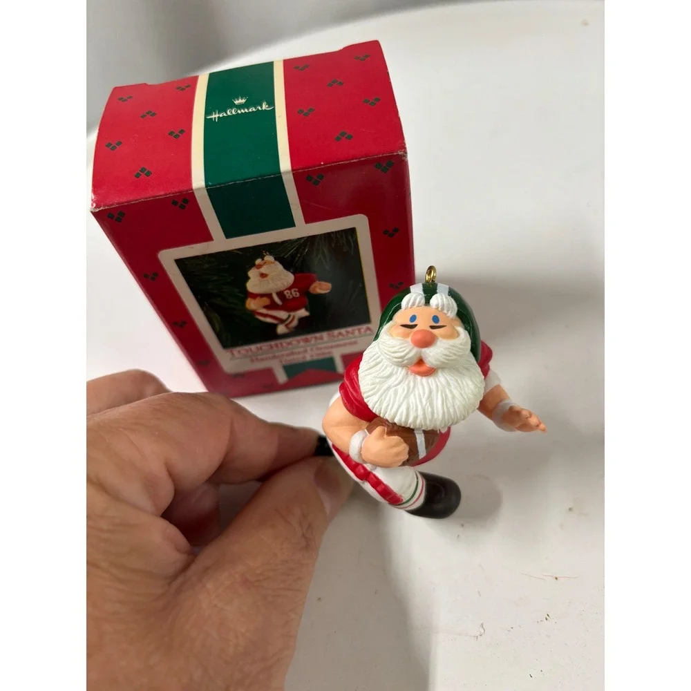 1986 Vintage‎ Hallmark Handcrafted Ornament NIB